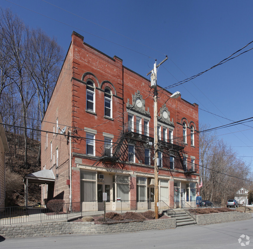 Building Photo - 59-63 Main St