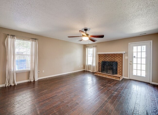 Building Photo - 906 Bellgate Ct