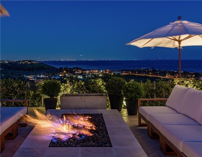 Foto del edificio - 23905 Malibu Knolls Rd