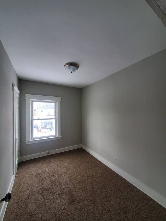 Foto del edificio - 14205 Savannah Ave
