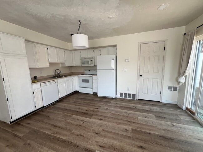 Foto del edificio - 4712 W Italian St