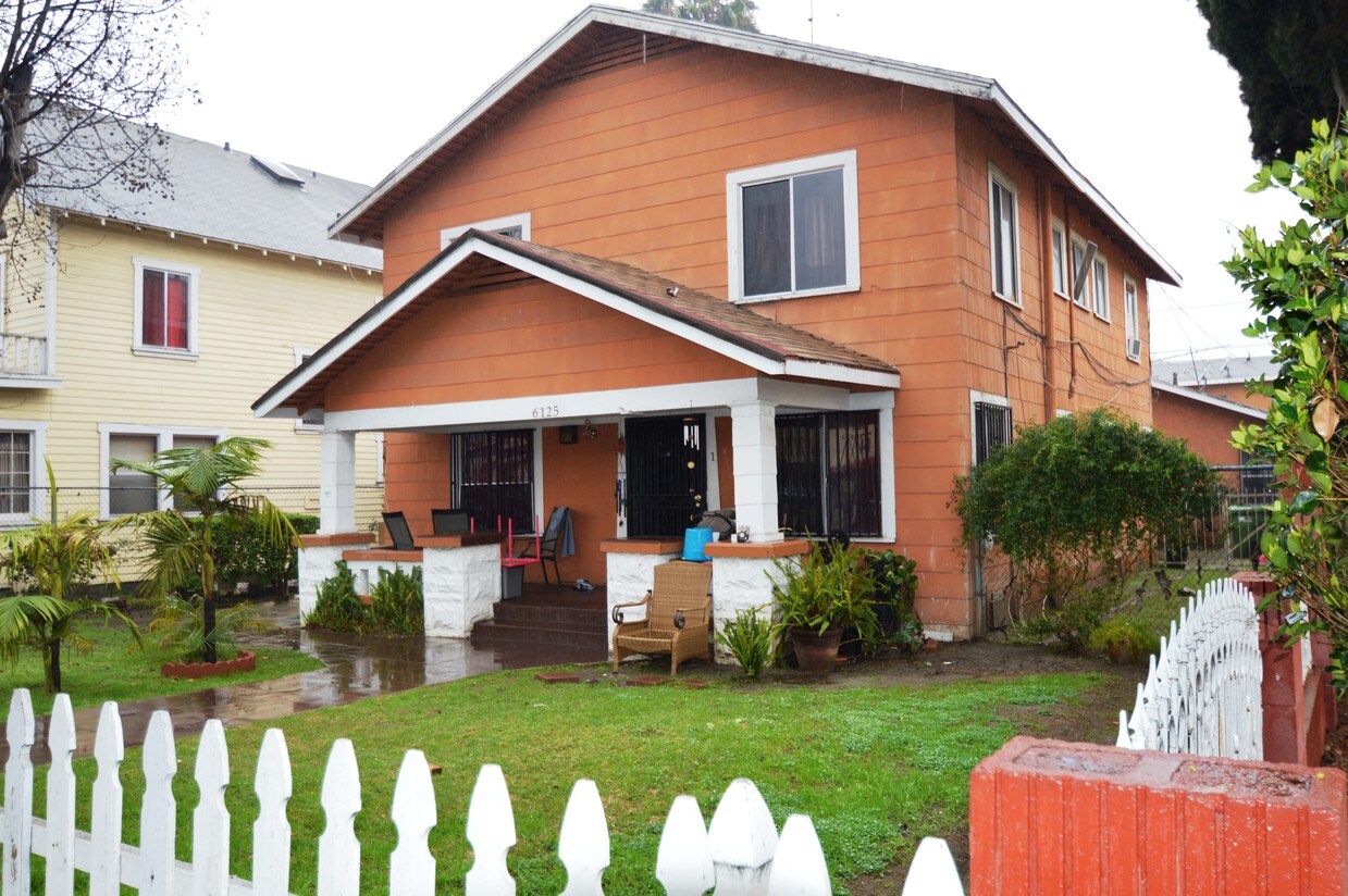 Primary Photo - 6125 Stafford Ave