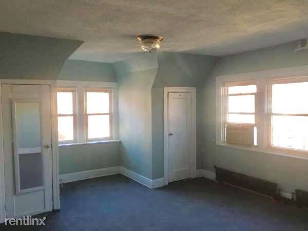 Building Photo - 3515 84th St