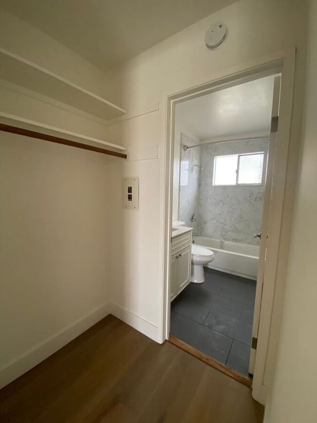 Photo - 2140 California St Apartment