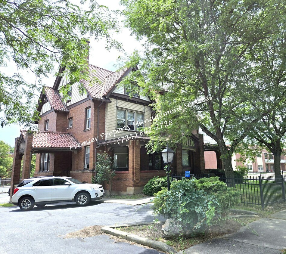 Foto principal - 314 E Lincoln Ave