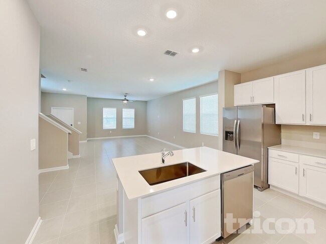 Foto del edificio - 733 Honeyrock St