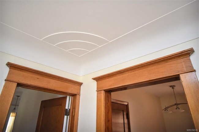 Ceiling details - 241 Minnesota Ave