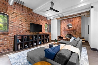 Building Photo - 3234 Bass Dr