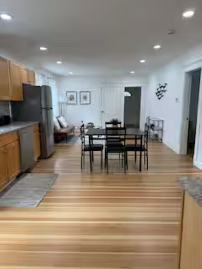 Foto del edificio - 10 Cranch St