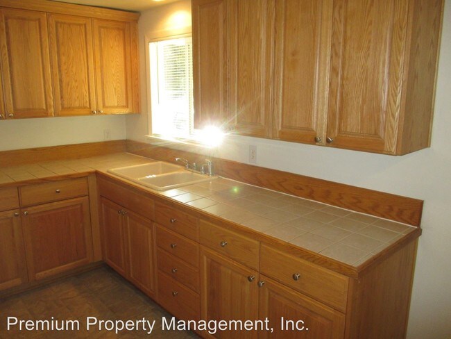 Foto del edificio - 2581-2599 Simpson St SE