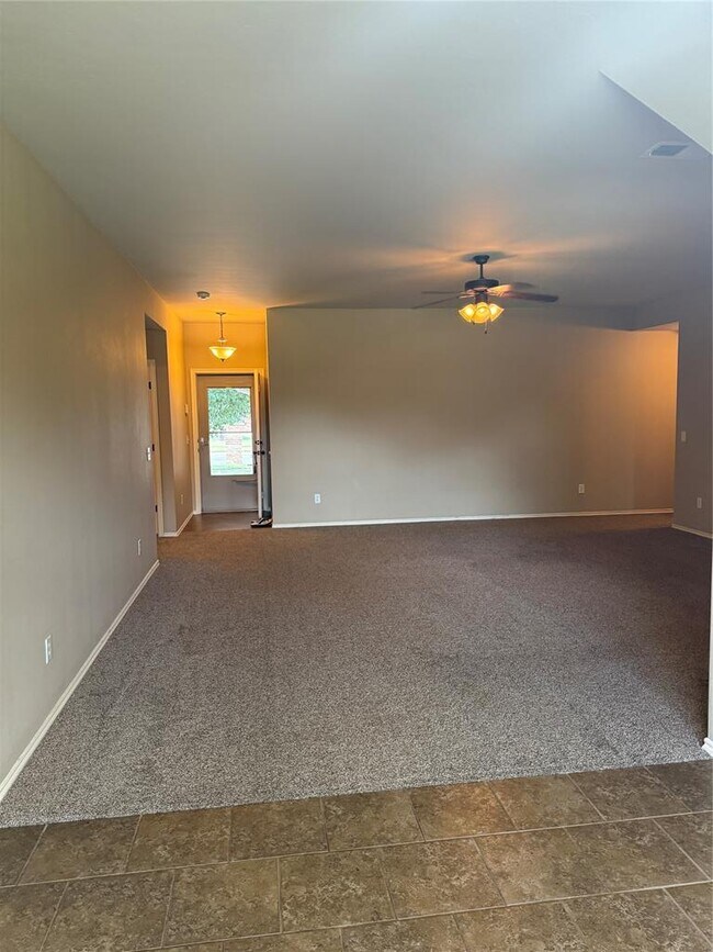 Foto del edificio - 10904 SW 30th Terrace