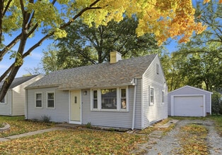 Building Photo - 2534 S 52nd St