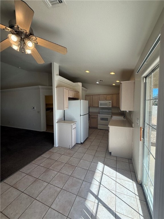 Foto del edificio - 3298 E Ames Ave