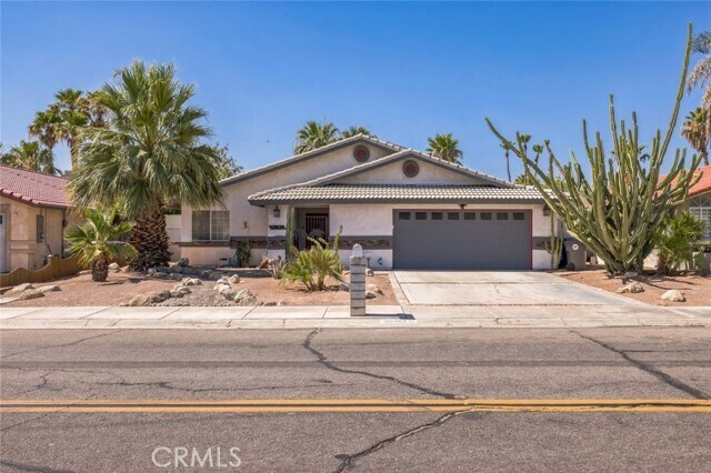 Foto principal - 68435 Tachevah Dr