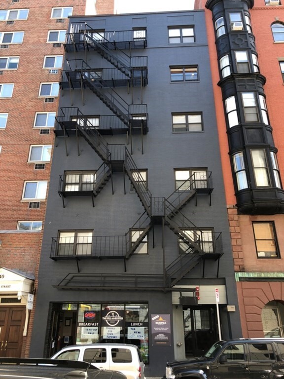 Building Photo - 145 Bowdoin St
