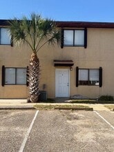 Building Photo - 710 Legion Dr