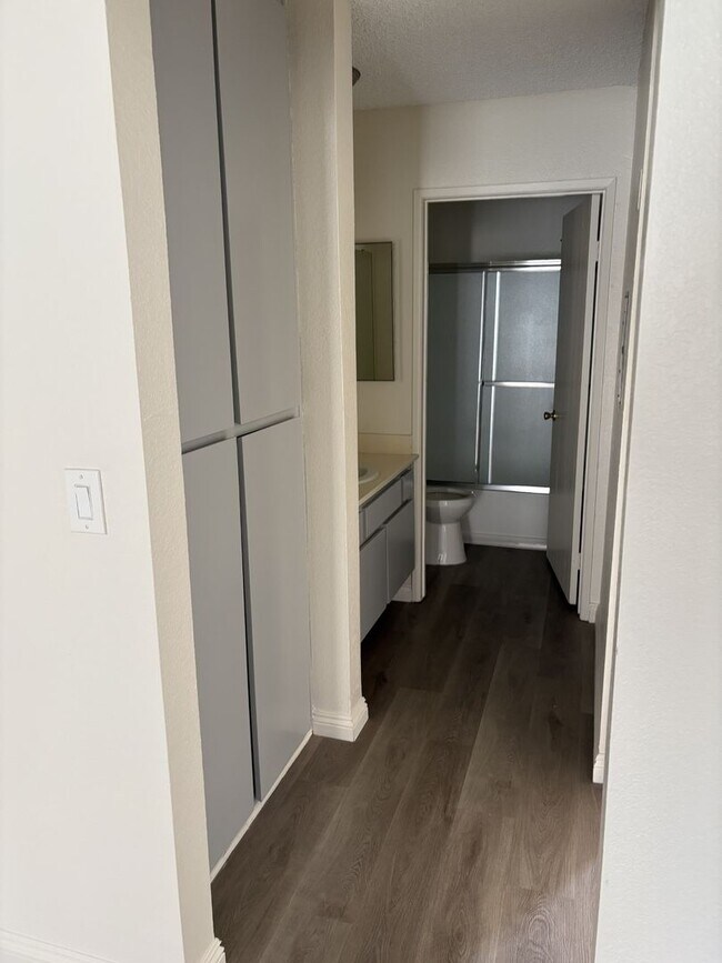 Foto del interior - 6810 Foothill Blvd