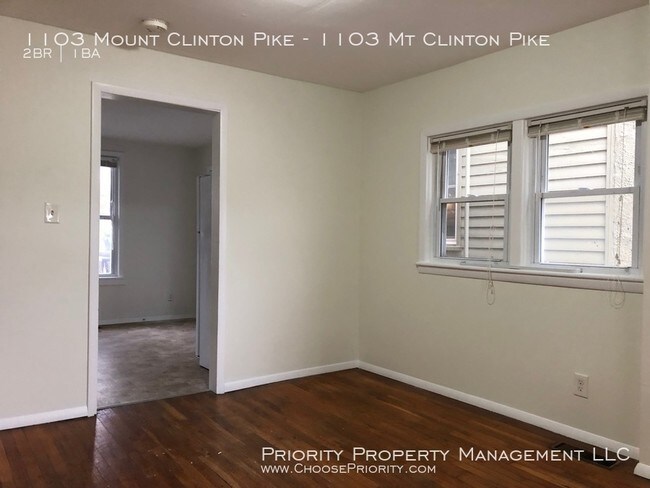 Foto del edificio - 1103 Mt Clinton Pike