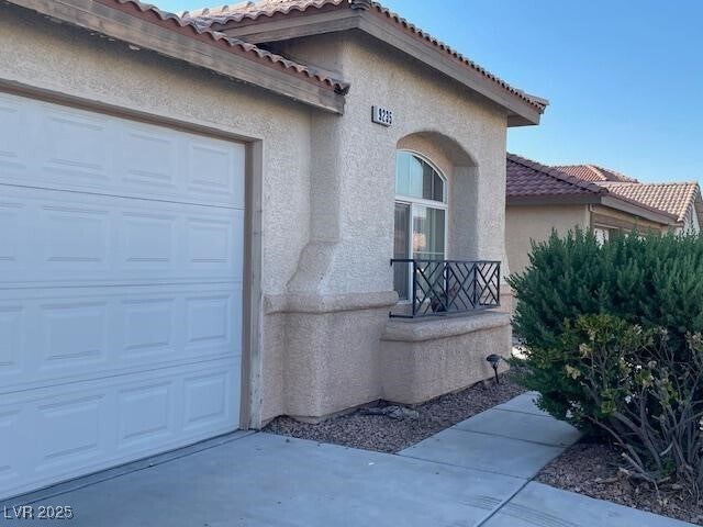 Primary Photo - 9235 Marlia St