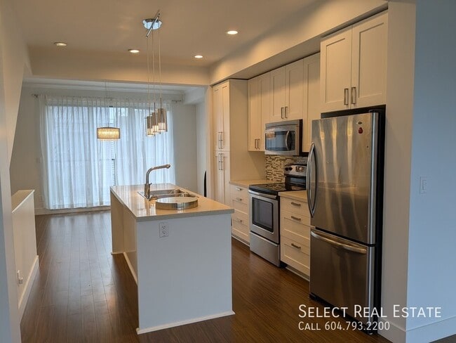 Photo du bâtiment - 2450-161A 161A St