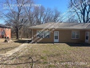 Building Photo - 713 S Prairie St