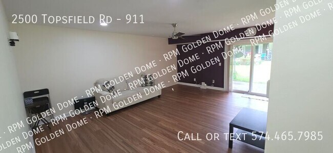 Foto del edificio - 2500 Topsfield Rd