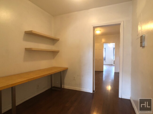 Foto del edificio - 9 AVENUE