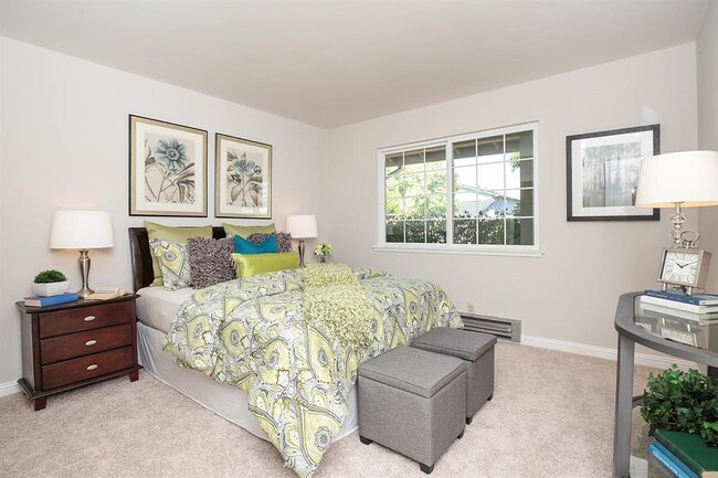 Building Photo - Belwood