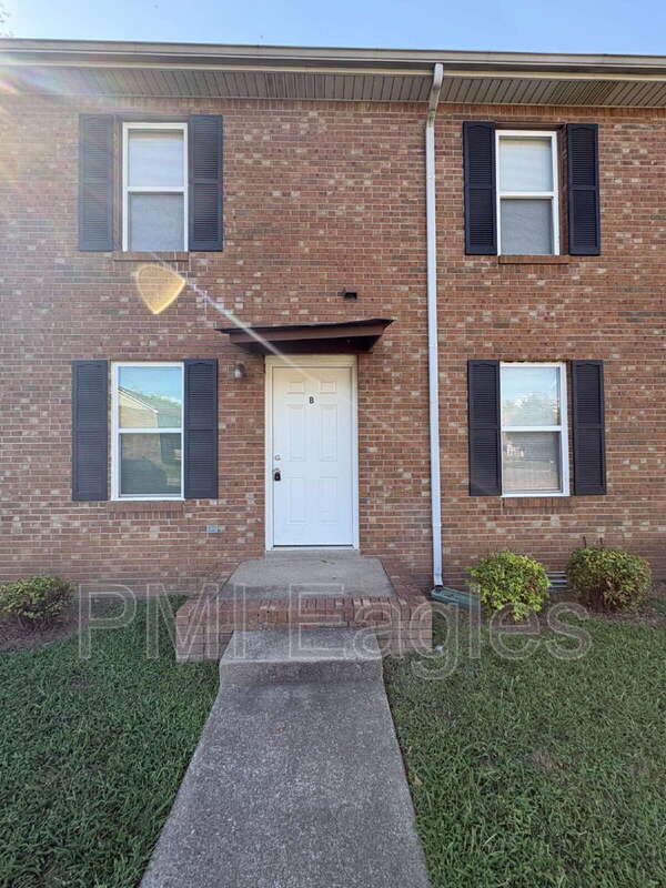 Building Photo - 3284 Tower Dr