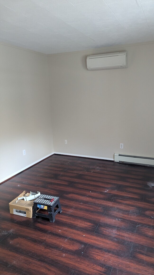 Foto del edificio - 411 Boyle Rd