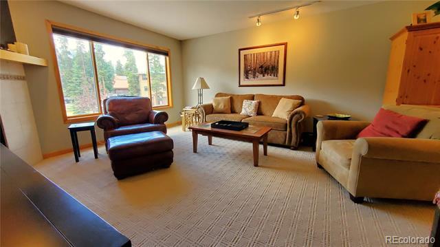 Foto del edificio - 718 Meadow Creek Dr