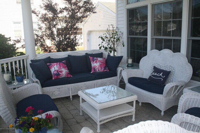 Foto del edificio - 14 Pennsylvania Ave