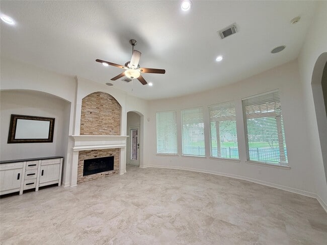 Building Photo - 22734 Emily Park Ln
