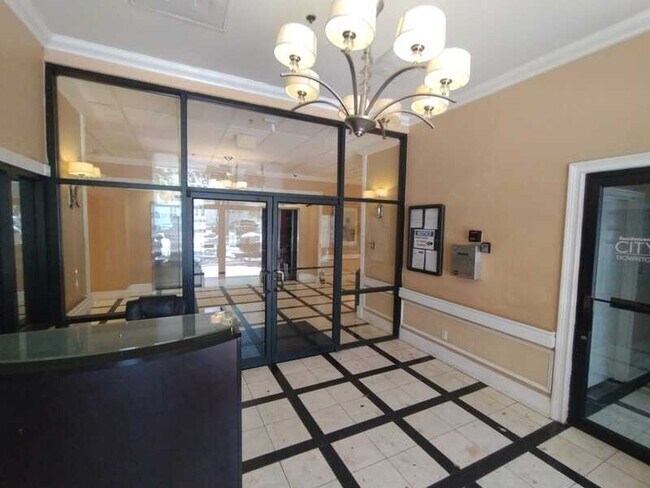 Foto del edificio - 311 W Ashley St