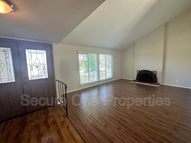 Building Photo - 29362 Hillrise Dr