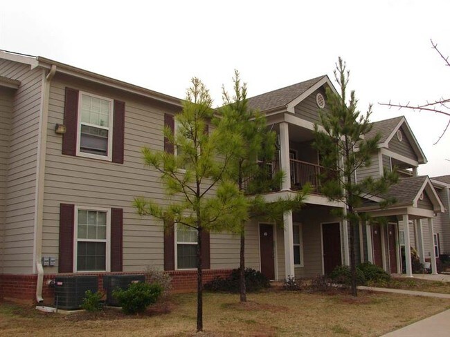 Building Photo - 200 Bostic Dr