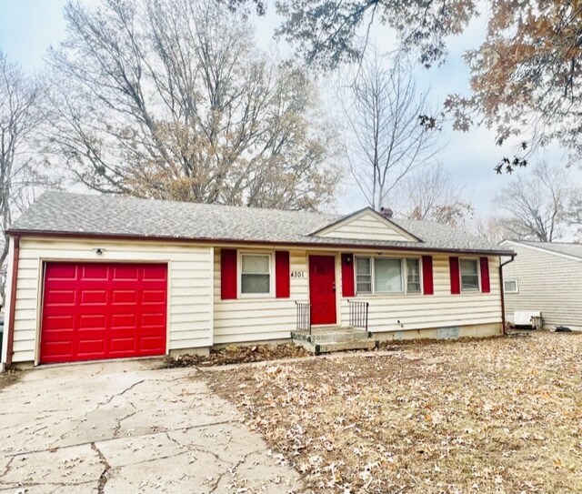 Primary Photo - 4301 S Main St