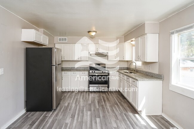 Foto del edificio - 445 N 9th Ave