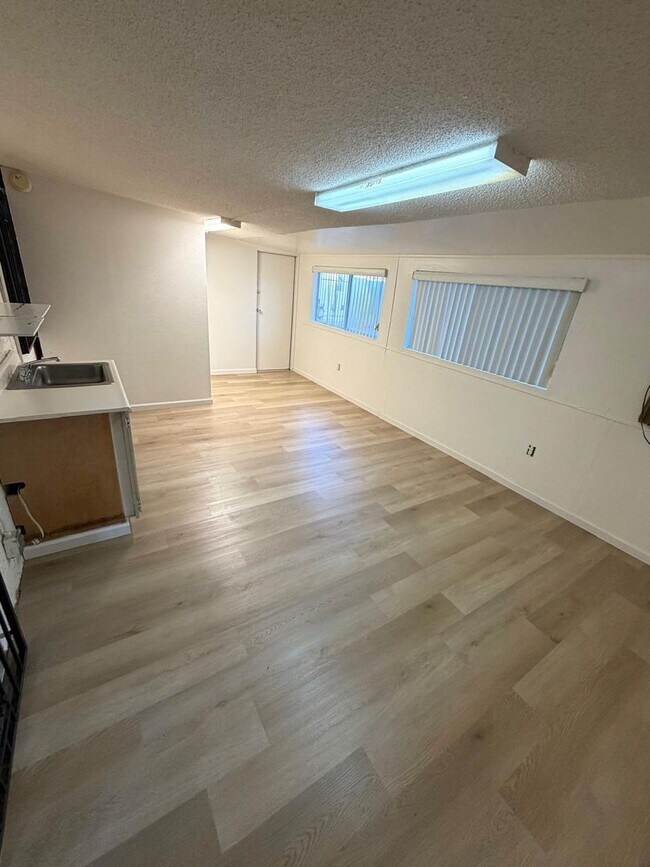 Foto del edificio - Charming 4 bedrooms single family home in Delano - Schedule your tour now!