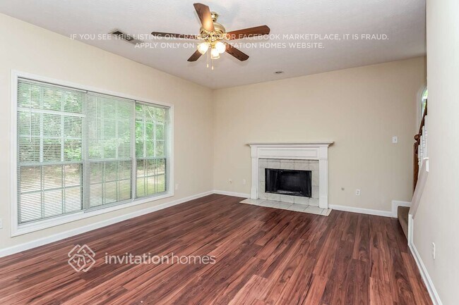 Foto del edificio - 6810 Waters Edge Dr