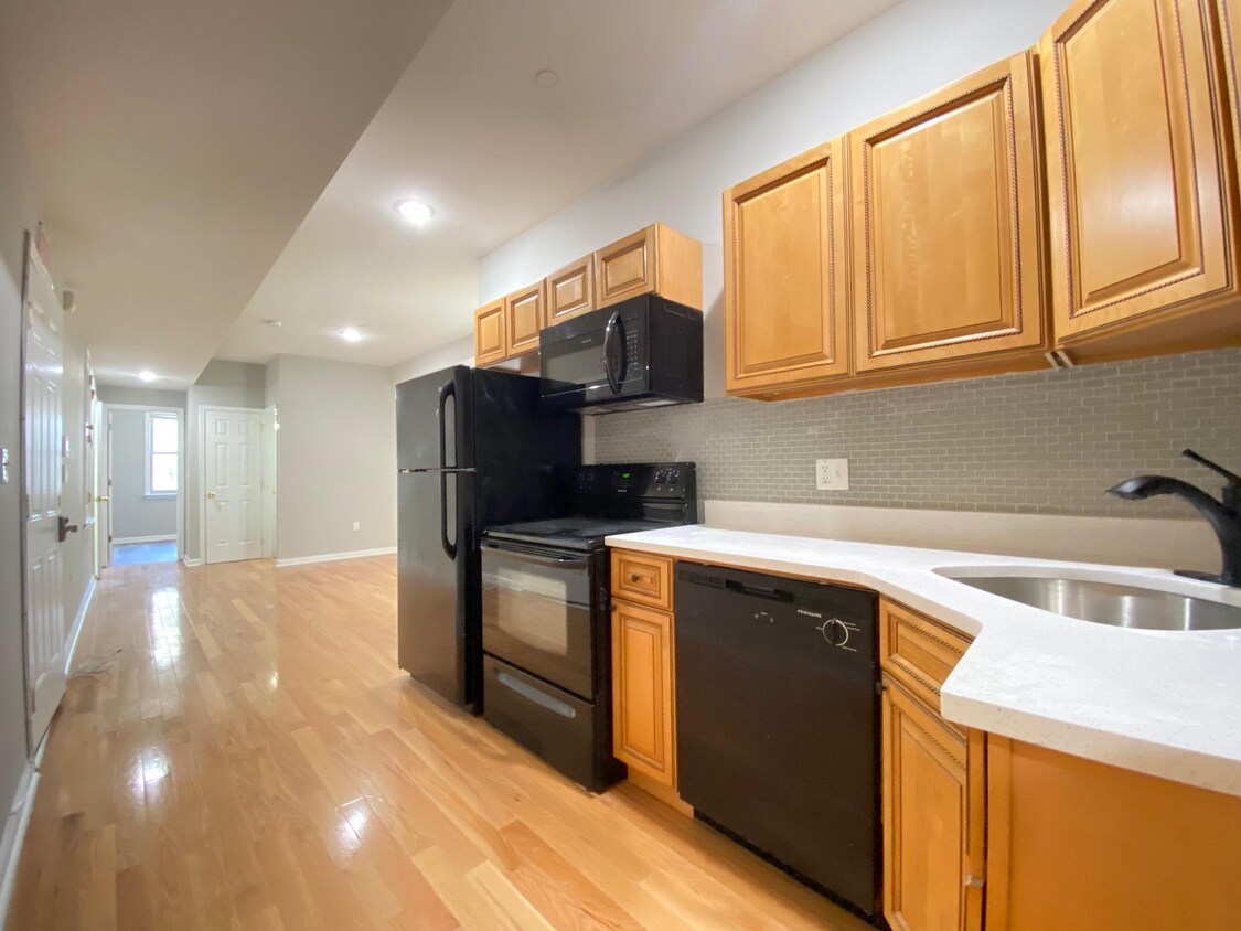 Primary Photo - 1818 N 17th St