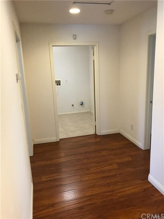 Building Photo - 1527 Esparza Ct