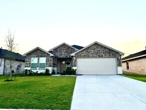 Building Photo - 3926 Pierce Pl Ln