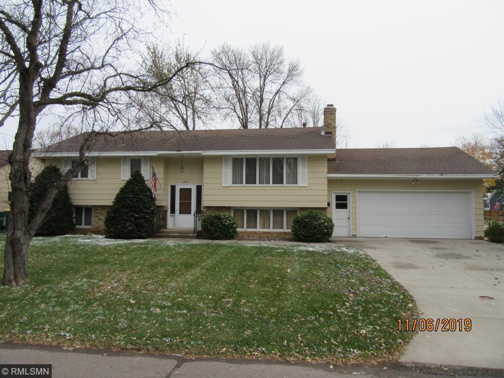 Primary Photo - 1227 Prairie St