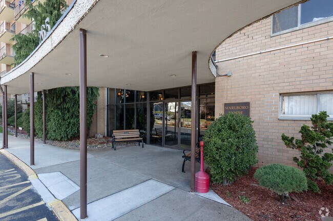 Entrada - Marlboro House