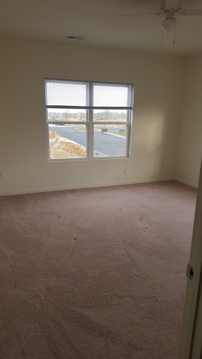 Villages at Lake Silvercote Rentals Wentzville, MO