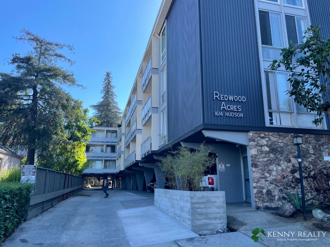 1614 Hudson St. 208 VCH01 VACANT Apartment for Rent in Redwood