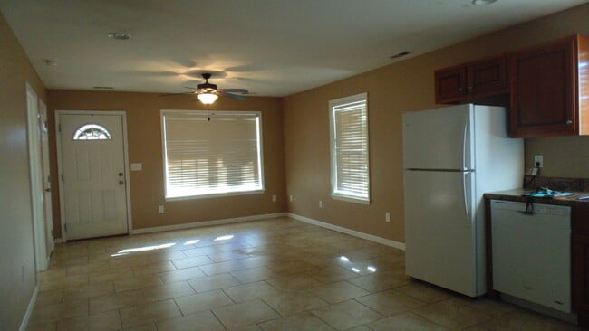 Foto del edificio - 1921 Co Rd 561