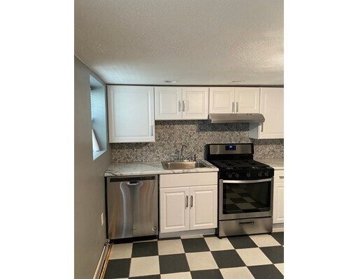 Foto del edificio - 446 W Fourth St