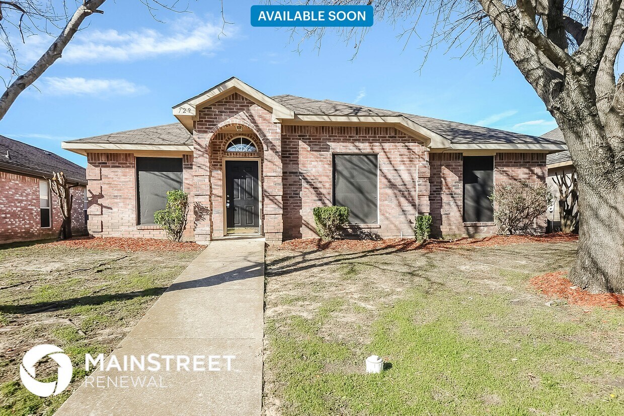 Primary Photo - 729 Bahama Dr